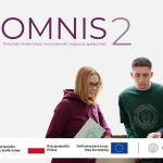 logotyp projektu OMNIS2, grupa studentów, zestawienie logotypów dotyczących finansowania projektu